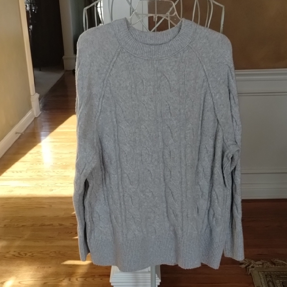 Aerie Gray Cable Knit Sweater